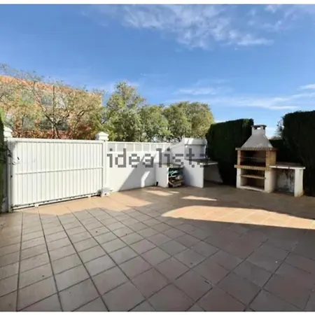 Beautiful Adosado Con Piscina Comunitaria Denia