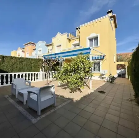 Beautiful Adosado Con Piscina Comunitaria * Denia