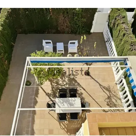 Chalet Beautiful Adosado Con Piscina Comunitaria Denia